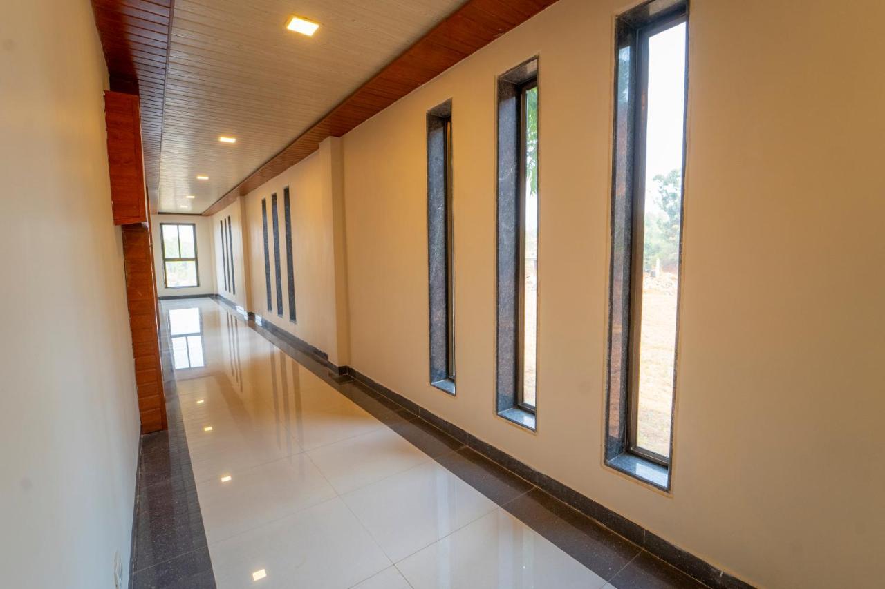 Vrindavan Resort Mahābaleshwar Zewnętrze zdjęcie